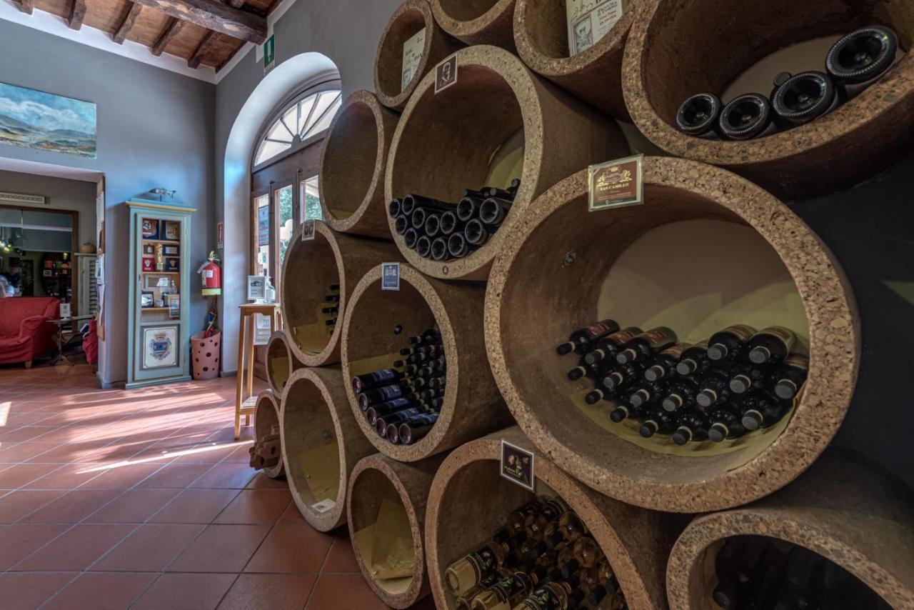 Tenuta Il Corno Agriturismo Сан-Кашіано-ін-Валь-ді-Пеза Екстер'єр фото